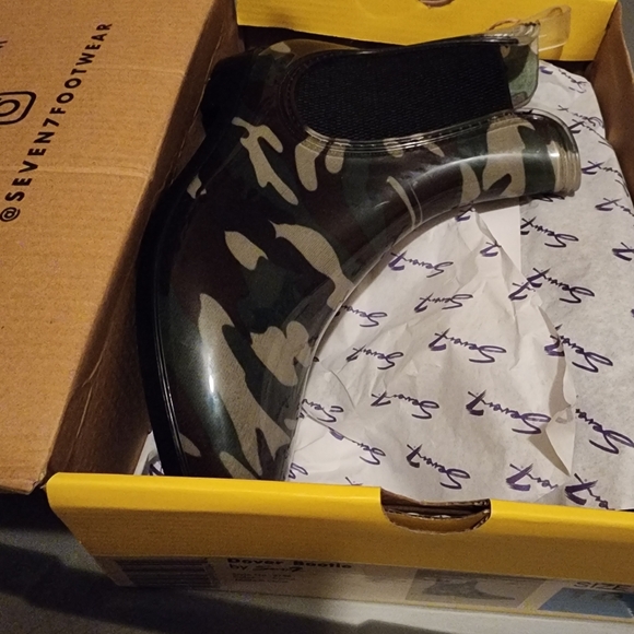 Seven7 new rain booties camouflage - Picture 2 of 4